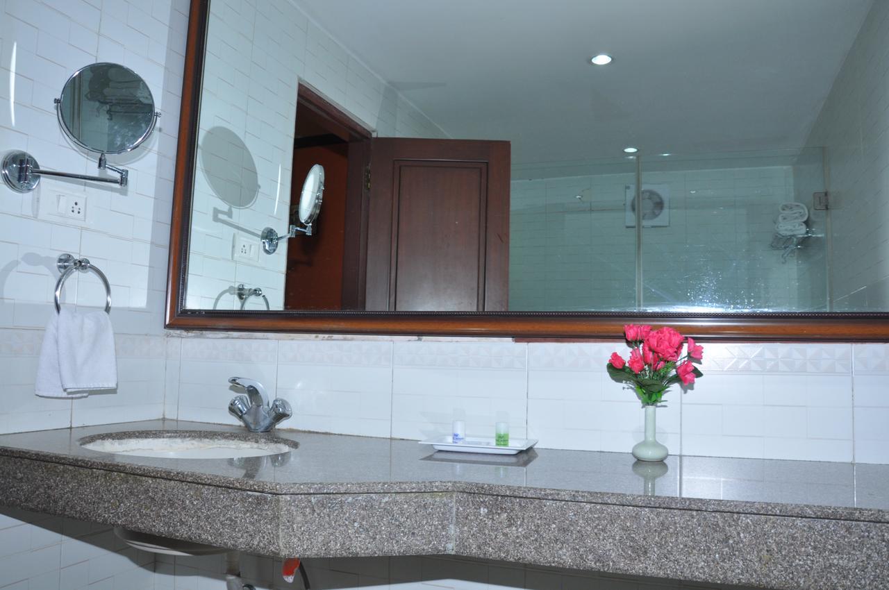 Dass Suites,Domlur Bangalore Esterno foto